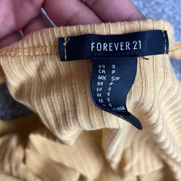 Wrap tie crop top - Picture 2 of 2